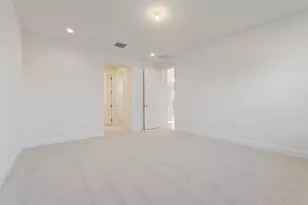 14225 SW Waterfall Ln, Port Saint Lucie, FL 34987 - Photo 18