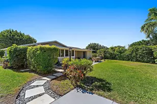 1401 N Lake Ct, West Palm Beach, FL 33406 - Photo 42