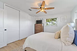 1401 N Lake Ct, West Palm Beach, FL 33406 - Photo 20