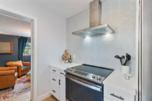 1401 N Lake Ct, West Palm Beach, FL 33406 - Photo 12