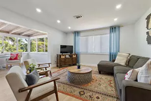 1401 N Lake Ct, West Palm Beach, FL 33406 - Photo 2