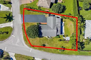 1401 N Lake Ct, West Palm Beach, FL 33406 - Photo 6