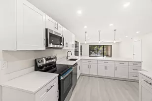 14 Westgate Ln, Boynton Beach, FL 33436 - Photo 4