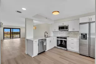 7076 Huntington Ln, Delray Beach, FL 33446 - Photo 10