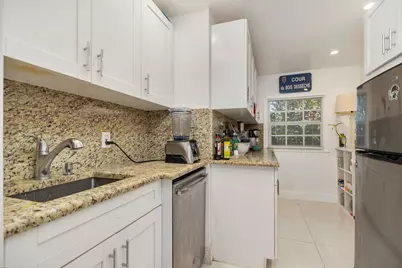 324 Pilgrim Road, West Palm Beach, FL 33405 - Photo 20