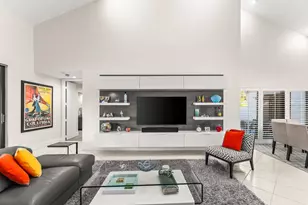 37 Clubhouse Ln, Boynton Beach, FL 33436 - Photo 10