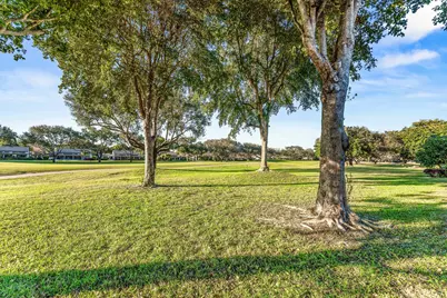 37 Clubhouse Lane, Boynton Beach, FL 33436 - Photo 38
