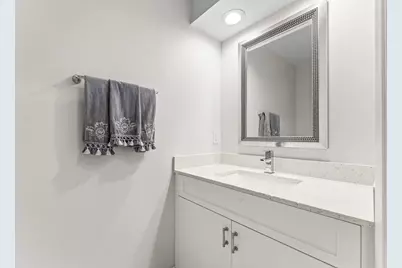 37 Clubhouse Lane, Boynton Beach, FL 33436 - Photo 20