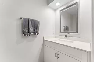 37 Clubhouse Ln, Boynton Beach, FL 33436 - Photo 20