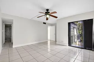 136 Woodland Rd, Palm Springs, FL 33461 - Photo 26