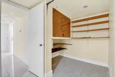 136 Woodland Road, Palm Springs, FL 33461 - Photo 22