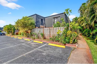 136 Woodland Road, Palm Springs, FL 33461 - Photo 2