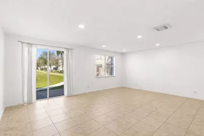 16154 Poppyseed Circle #1004, Delray Beach, FL 33484 - Photo 8