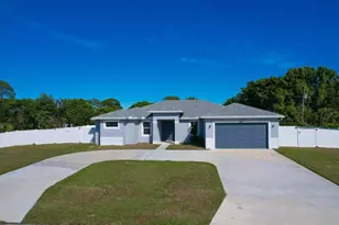 2017 SW Justison Ave, Port Saint Lucie, FL 34953 - Photo 2