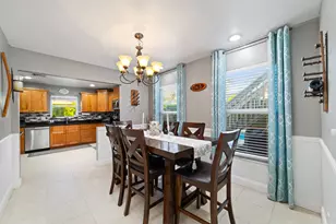 1045 Raintree Ln, Wellington, FL 33414 - Photo 12