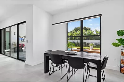 8366 Essex Country Club Drive, Boca Raton, FL 33434 - Photo 16