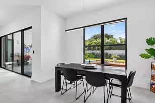 8366 Essex Country Clb Dr, Boca Raton, FL 33434 - Photo 16