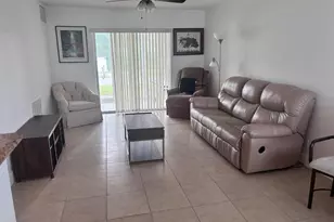 2213 NE 1st Ct, Boynton Beach, FL 33435 - Photo 8