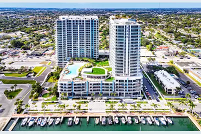 220 Lake Shore Drive #304, Lake Park, FL 33403 - Photo 2