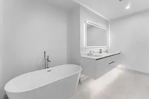 220 Lake Shore Dr, Lake Park, FL 33403 - Photo 18