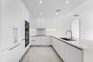 220 Lake Shore Dr, Lake Park, FL 33403 - Photo 8