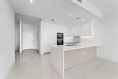 220 Lake Shore Drive #304, Lake Park, FL 33403 - Photo 6