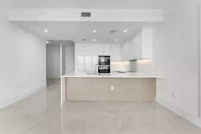 220 Lake Shore Drive #304, Lake Park, FL 33403 - Photo 6