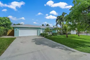 356 Mars Ave, Tequesta, FL 33469 - Photo 2
