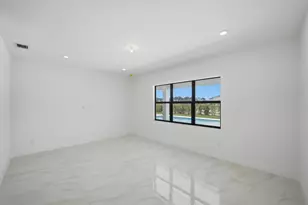 10140 Royal Ascot Ave, Lake Worth, FL 33449 - Photo 16