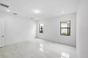 10140 Royal Ascot Ave, Lake Worth, FL 33449 - Photo 10