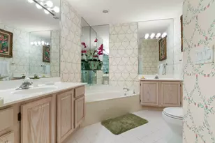 2248 Las Casitas Dr, Wellington, FL 33414 - Photo 22