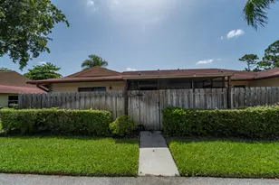 4413 Woodstock Dr, West Palm Beach, FL 33409 - Photo 2