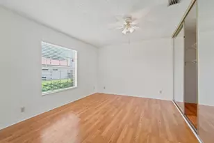 4413 Woodstock Dr, West Palm Beach, FL 33409 - Photo 20