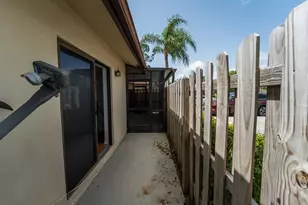 4413 Woodstock Dr, West Palm Beach, FL 33409 - Photo 26