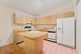 4413 Woodstock Dr, West Palm Beach, FL 33409 - Photo 8