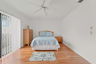 4413 Woodstock Dr, West Palm Beach, FL 33409 - Photo 16