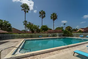 4413 Woodstock Dr, West Palm Beach, FL 33409 - Photo 32