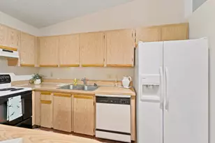 4413 Woodstock Dr, West Palm Beach, FL 33409 - Photo 10