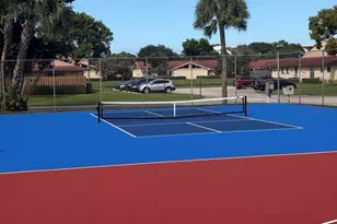 4413 Woodstock Dr, West Palm Beach, FL 33409 - Photo 34