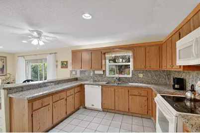 6730 Starkeys Place, Lake Worth, FL 33467 - Photo 14