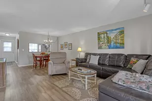 553 Covered Bridge Blvd, Lake Worth, FL 33467 - Photo 12