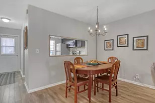 553 Covered Bridge Blvd, Lake Worth, FL 33467 - Photo 8