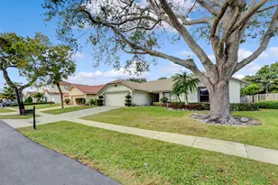 7379 London Ln, Boca Raton, FL 33433 - Photo 6