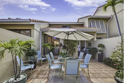 301 Old Meadow Way, Palm Beach Gardens, FL 33418 - Photo 4