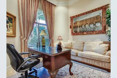 116 Bianca Drive, Palm Beach Gardens, FL 33418 - Photo 2