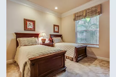 116 Bianca Drive, Palm Beach Gardens, FL 33418 - Photo 4