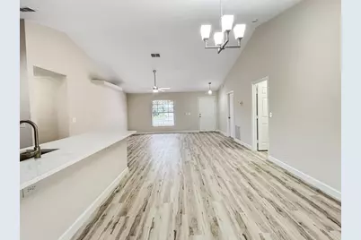 117 SW Glenwood Drive, Port Saint Lucie, FL 34984 - Photo 8