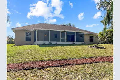 117 SW Glenwood Drive, Port Saint Lucie, FL 34984 - Photo 2
