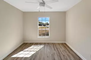 117 SW Glenwood Dr, Port Saint Lucie, FL 34984 - Photo 16