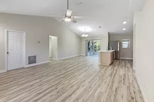 117 SW Glenwood Dr, Port Saint Lucie, FL 34984 - Photo 6